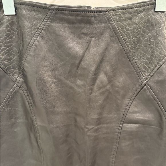 Vintage Soft Black Leather Skirt Size 8 - Picture 5 of 16